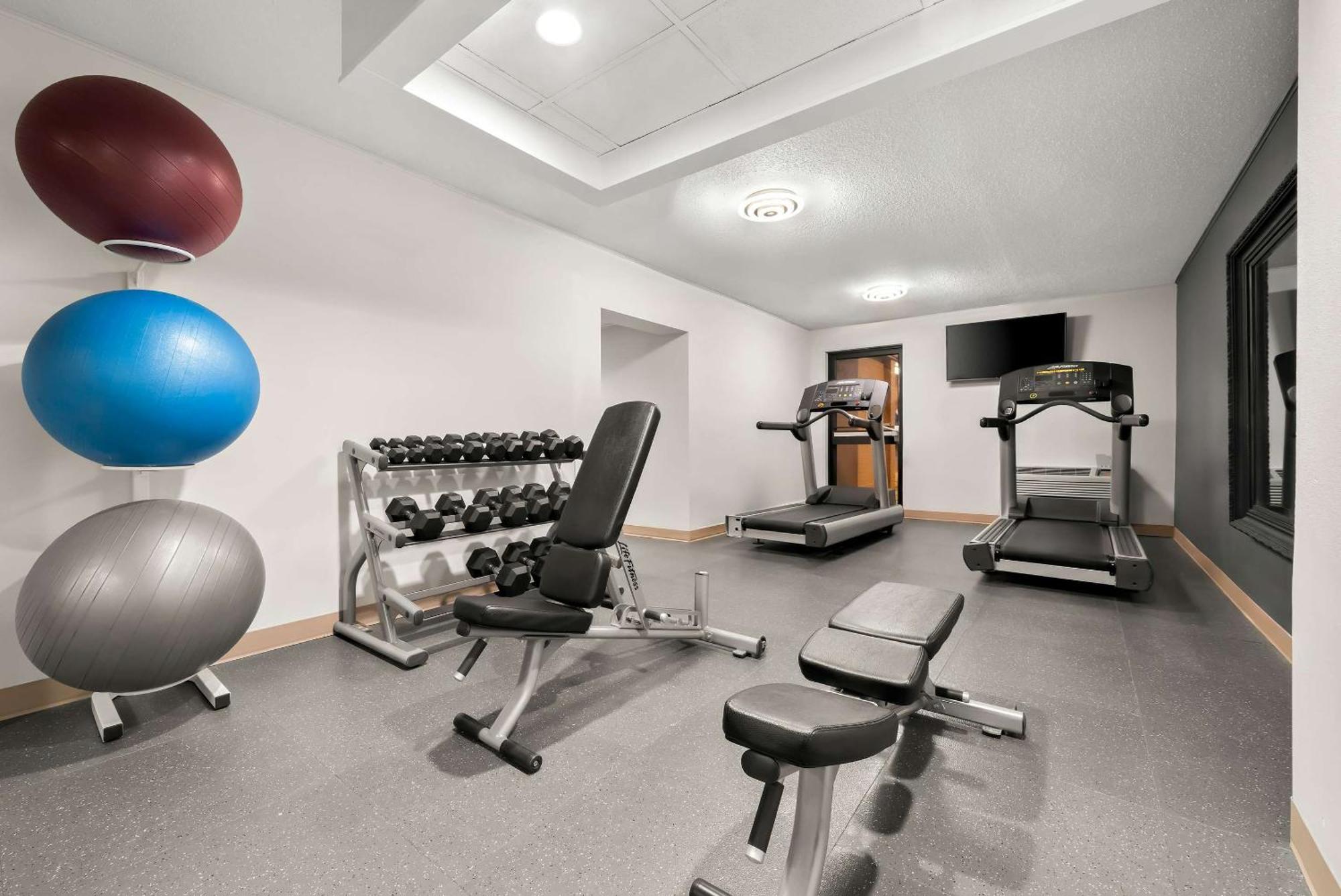 Suburban Studios, Kearney Ngoại thất bức ảnh