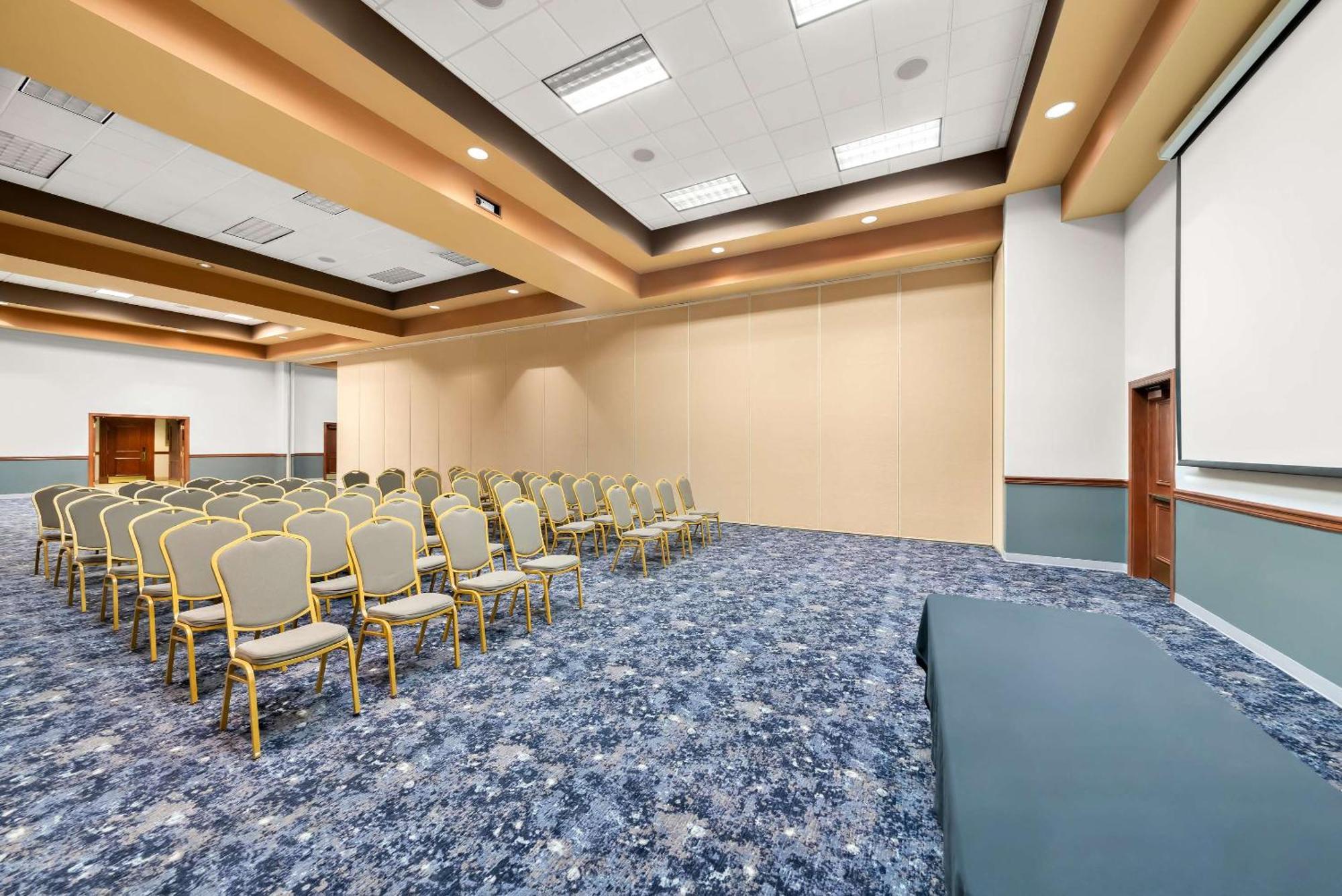Suburban Studios, Kearney Ngoại thất bức ảnh